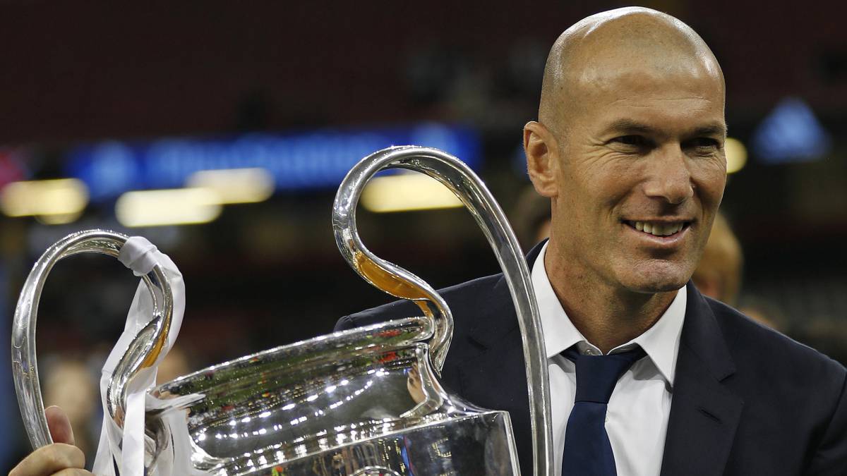 Zidane leave the Real Madrid team