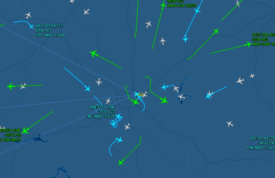Chaos dans le ciel de Madrid aéroport fermé