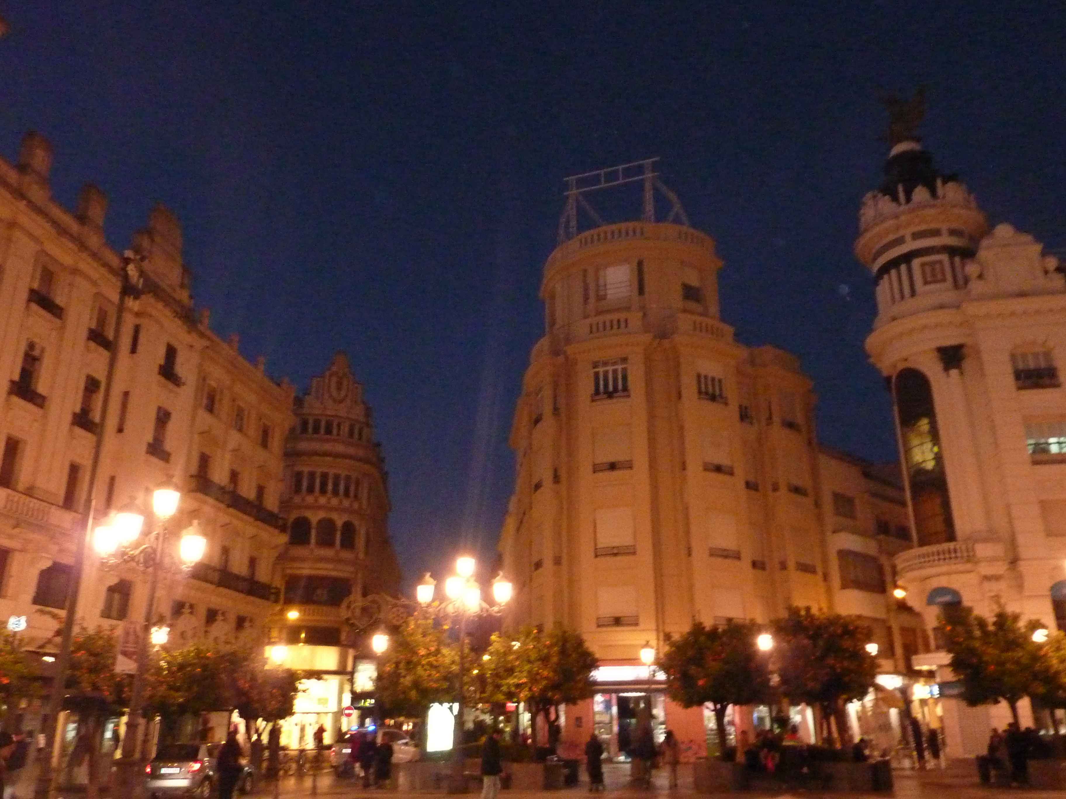 Plaza De Las Tendillas De Cordoue en Images