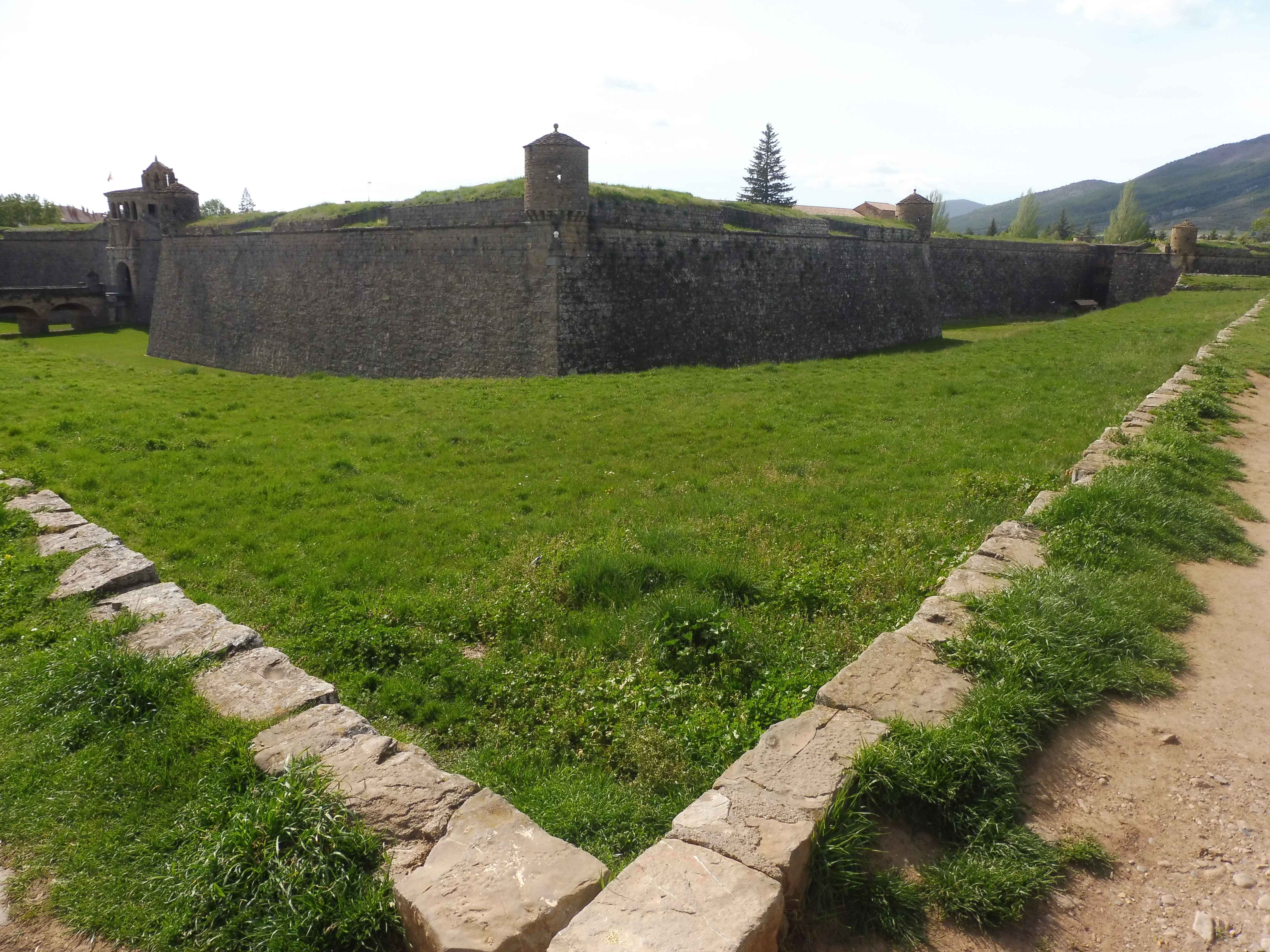 Vua Panoramique Citadelle De Jaca en Images