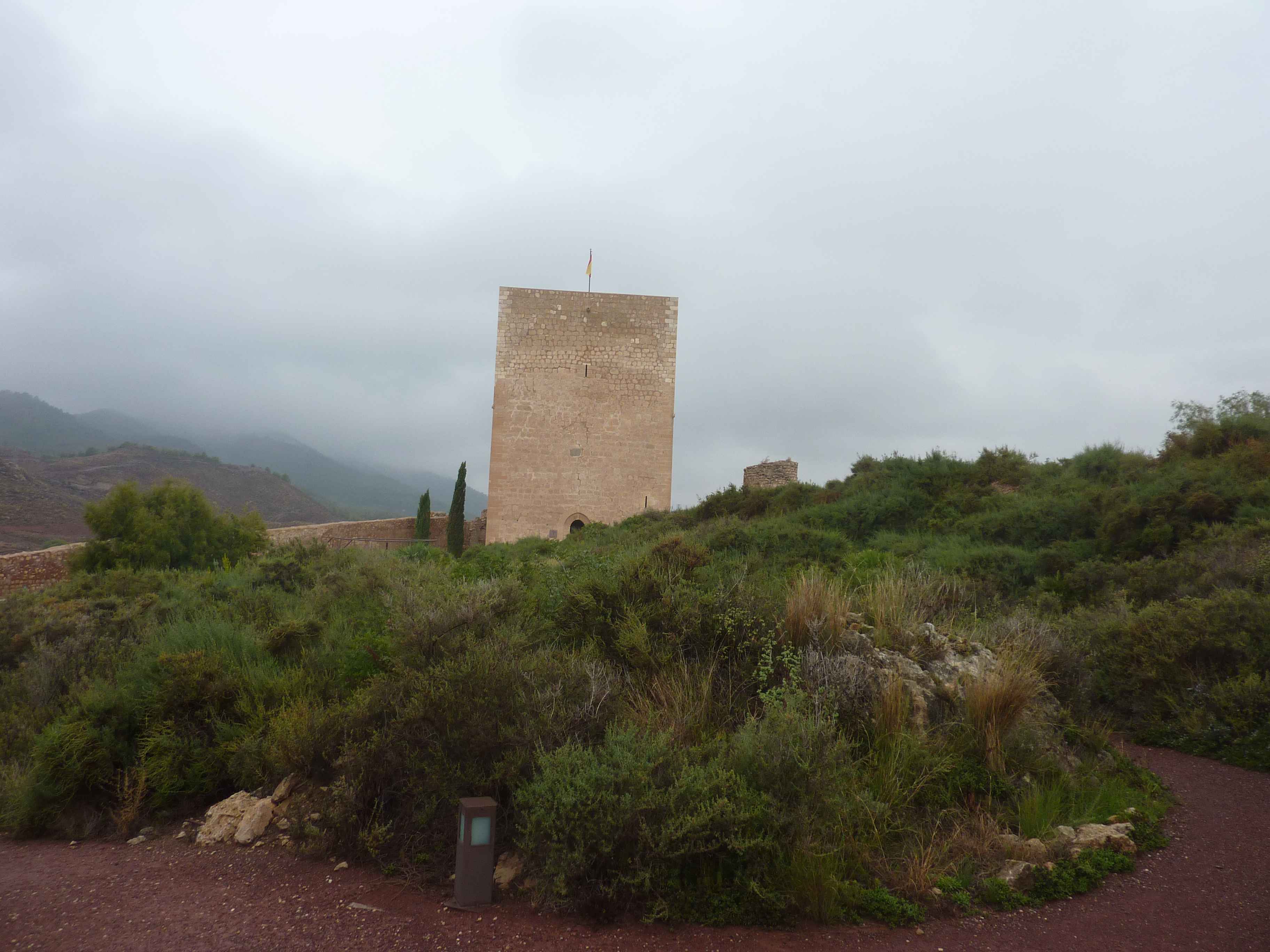 Chemins Entretenues Entre Les Tours De Lorca en Images
