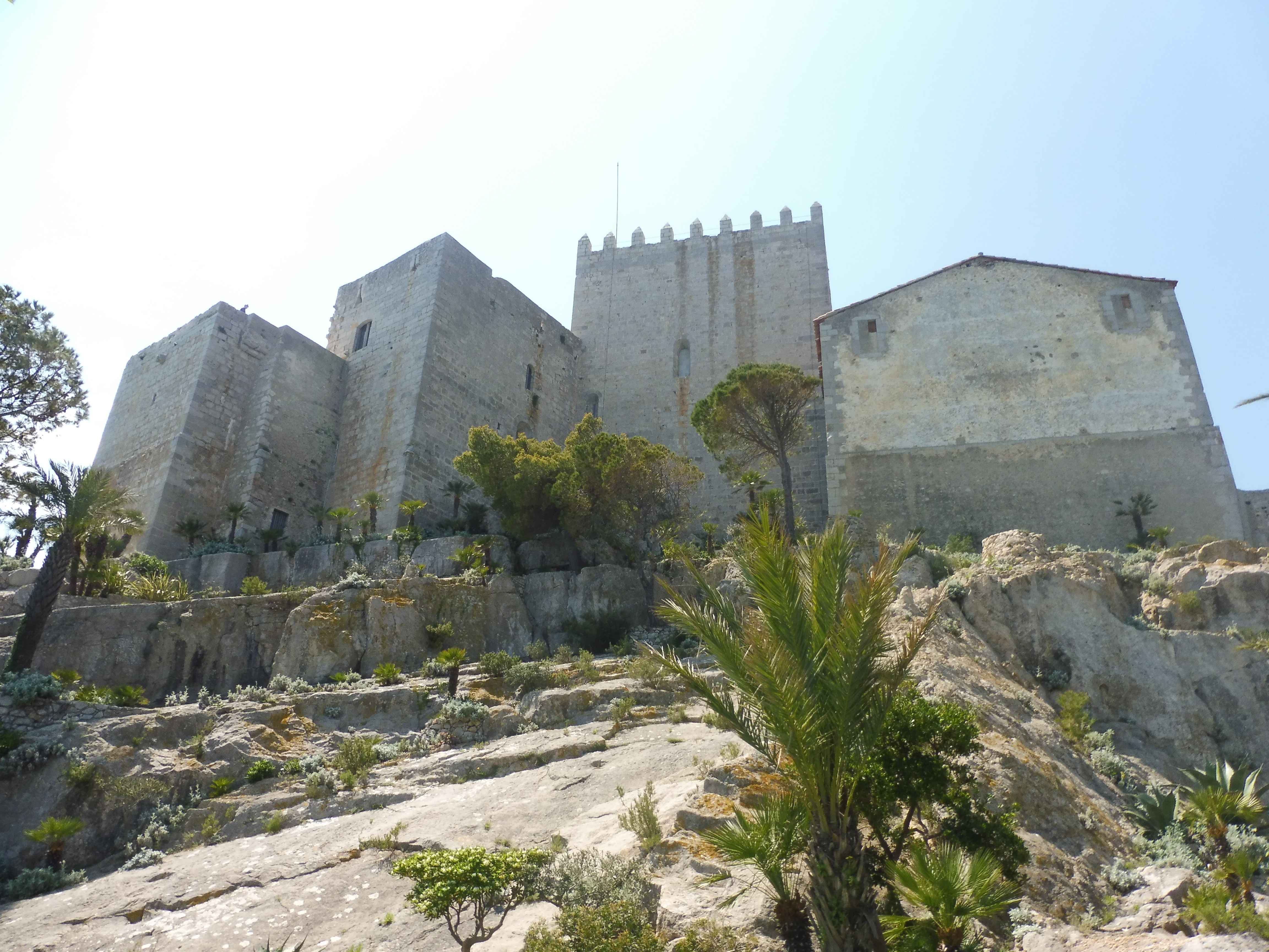 Tour Fortifiee Du Chateau en Images