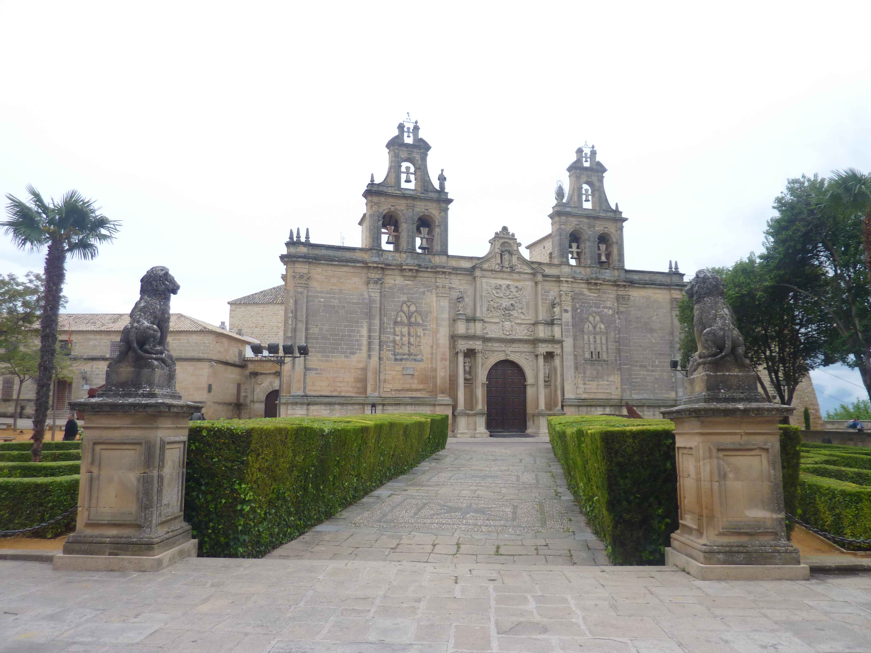 Basílica De Santa Maria De Los Reales Alcazares en Images
