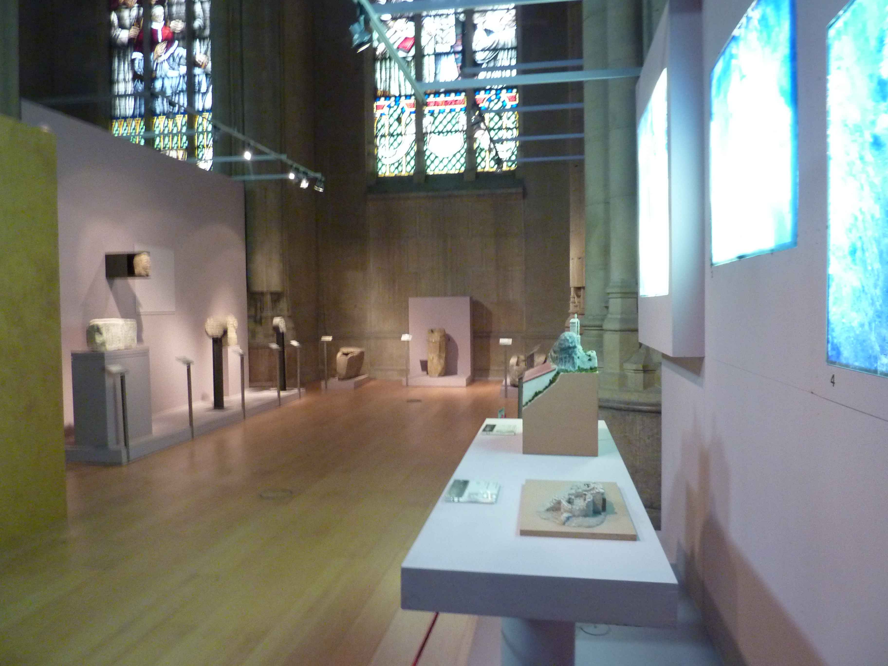 Musee Dans La Cathedrale De Vitoria en Images