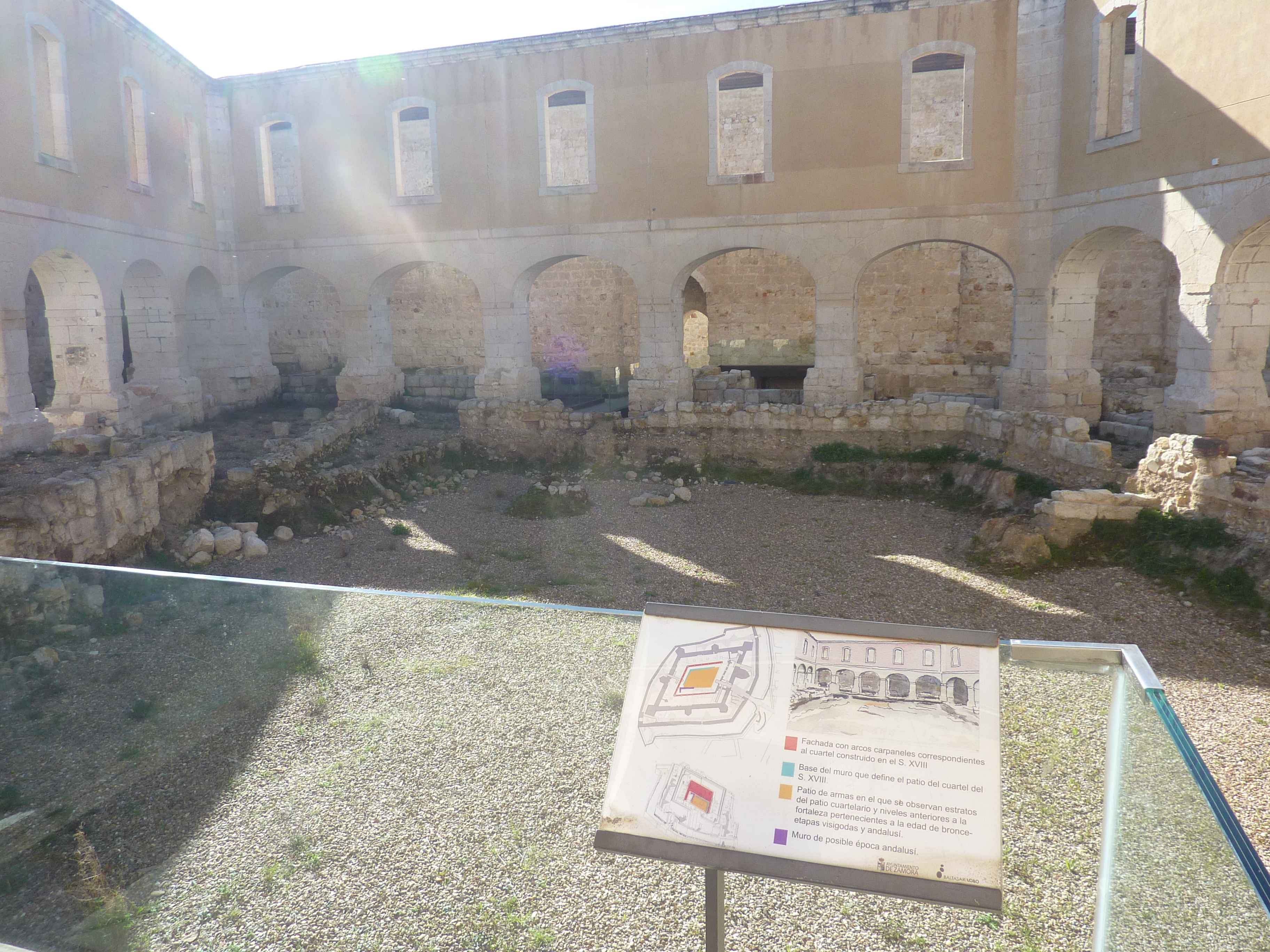 Interieur Du Chateau De Zamora Habitations en Images